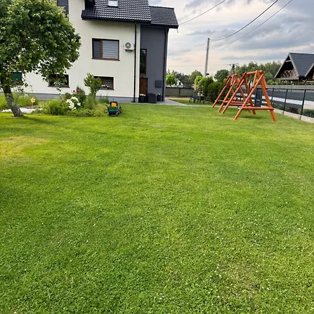 Happy House Feriegård Zator